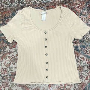 H&M
Tan tee - S